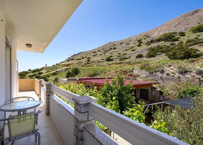 1 Bedroom Lovely In Bosana *