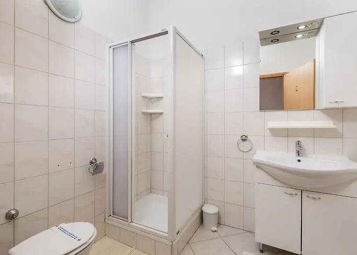 公寓 1 Bedroom Lovely In Bosana *