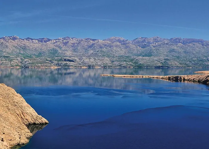 1 Bedroom Lovely In Bosana 公寓 *