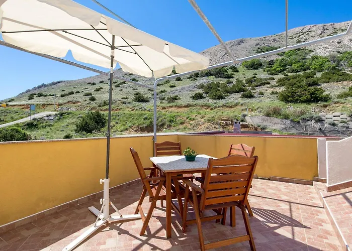 公寓 1 Bedroom Lovely In Bosana