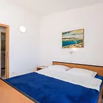 1 Bedroom Lovely In Bosana Daire Stan Trigraci